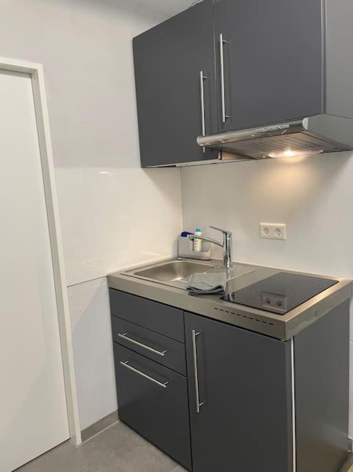 Modernes Apartment II In Oldenburg Buitenkant foto