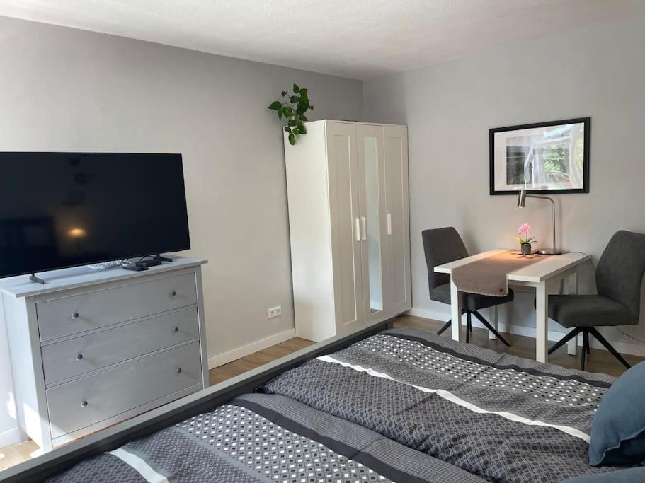 Modernes Apartment II In Oldenburg Buitenkant foto