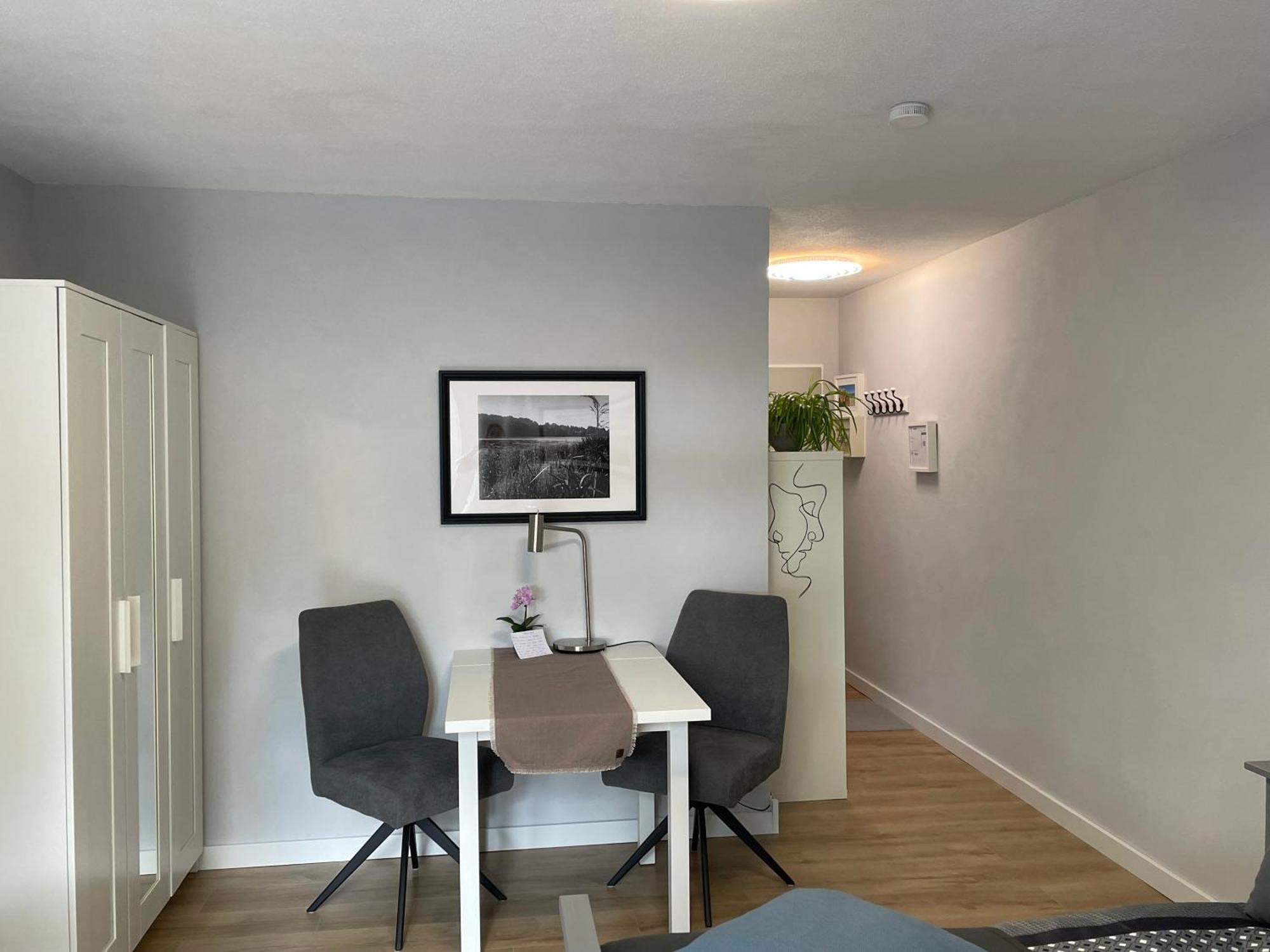 Modernes Apartment II In Oldenburg Buitenkant foto